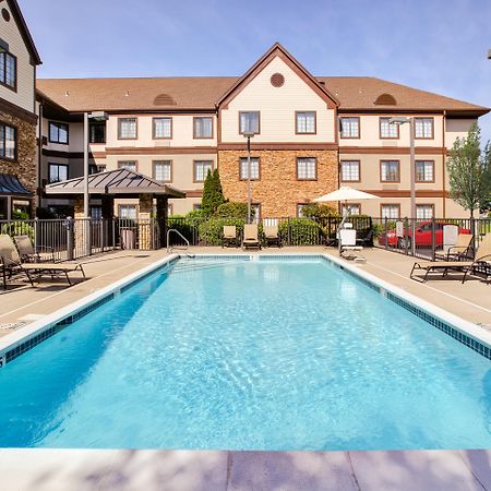 Staybridge Suites Louisville - East By Ihg Eksteriør billede