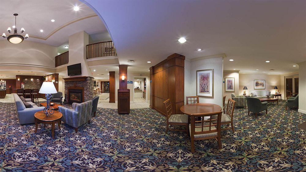 Staybridge Suites Louisville - East By Ihg Eksteriør billede