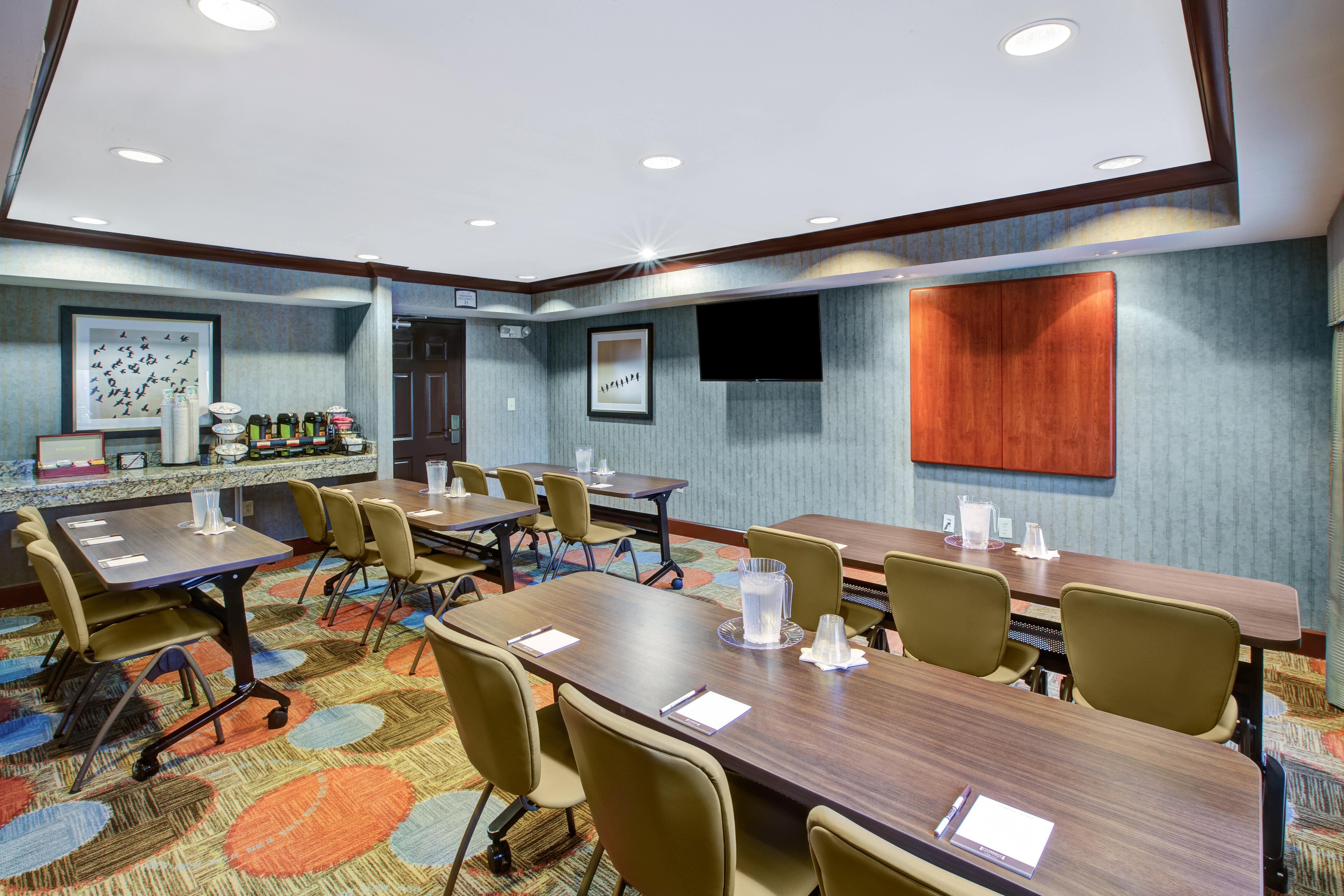 Staybridge Suites Louisville - East By Ihg Eksteriør billede