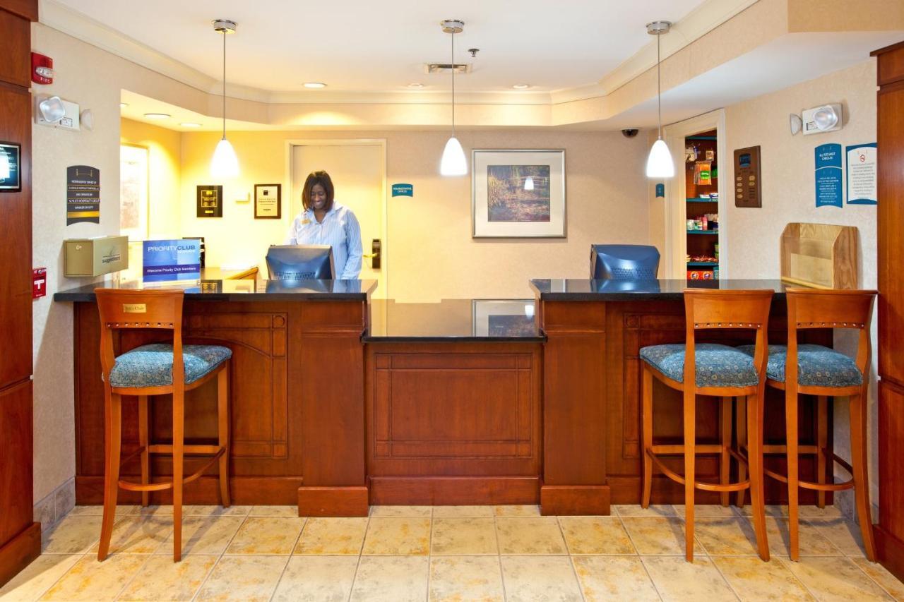 Staybridge Suites Louisville - East By Ihg Eksteriør billede
