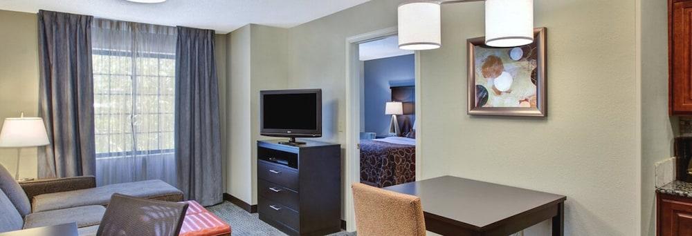 Staybridge Suites Louisville - East By Ihg Eksteriør billede