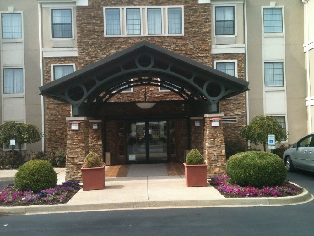 Staybridge Suites Louisville - East By Ihg Eksteriør billede